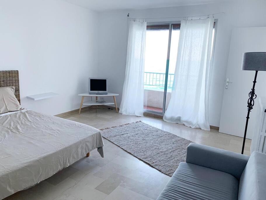 Appartement En Bord De Mer بيترانيرا المظهر الخارجي الصورة